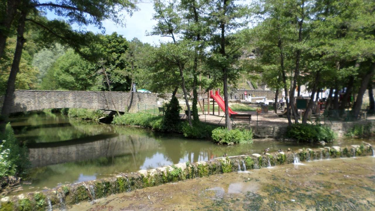 Can Vila Rupit Luaran gambar